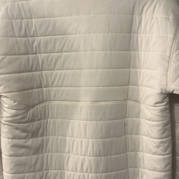 Lululemon dynamic movement crew size 4 - Picture 8 of 9